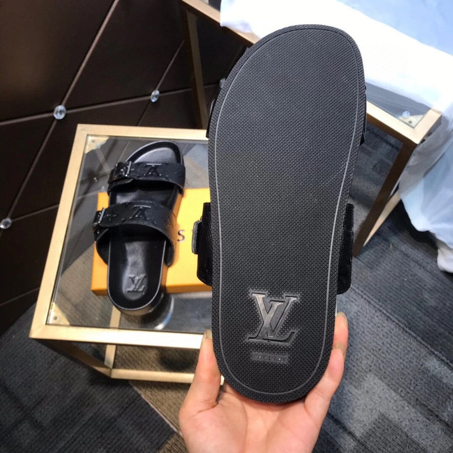black lv slippers