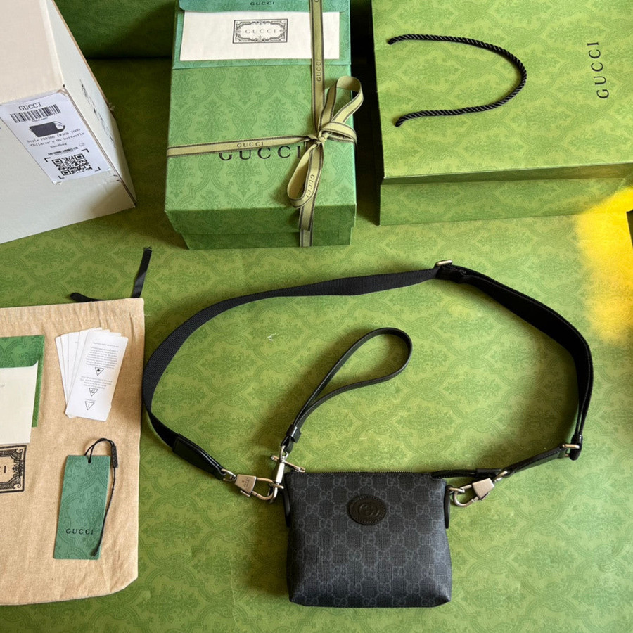 Messenger bag with Interlocking G in black GG Supreme