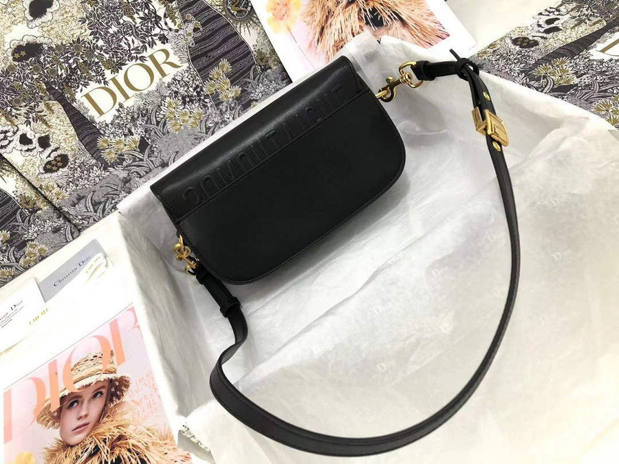 𝐁𝐍𝐂𝐓👜]💛 Dior Bobby East-West Bag Hardware Protective Sticker Film –  BAGNEEDCARETOO