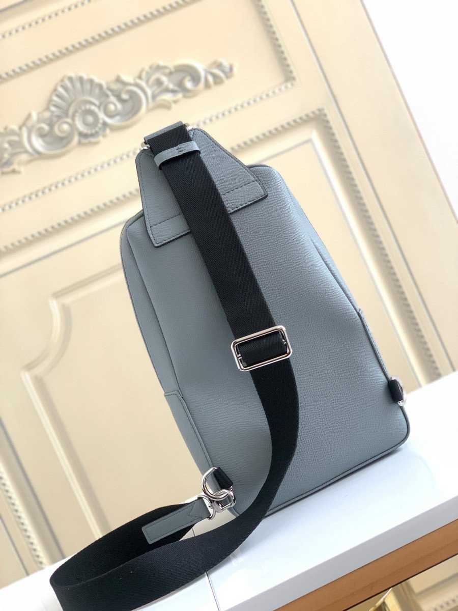 Louis Vuitton Avenue sling bag (M30443) in 2023