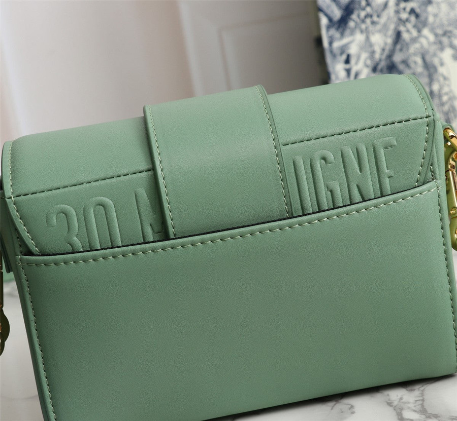 30 montaigne box leather crossbody bag Dior Green in Leather - 35521693