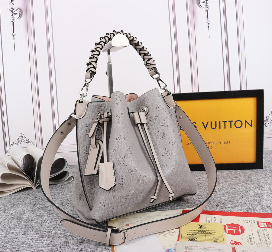 Louis Vuitton® Muria in 2023  Bucket bag, Louis vuitton, Louis vuitton  store