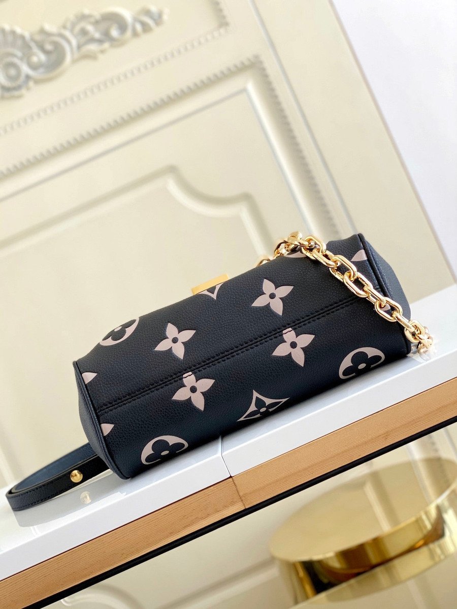 Louis Vuitton Favorite Baguette Shoudler Bag In Black/Beige
