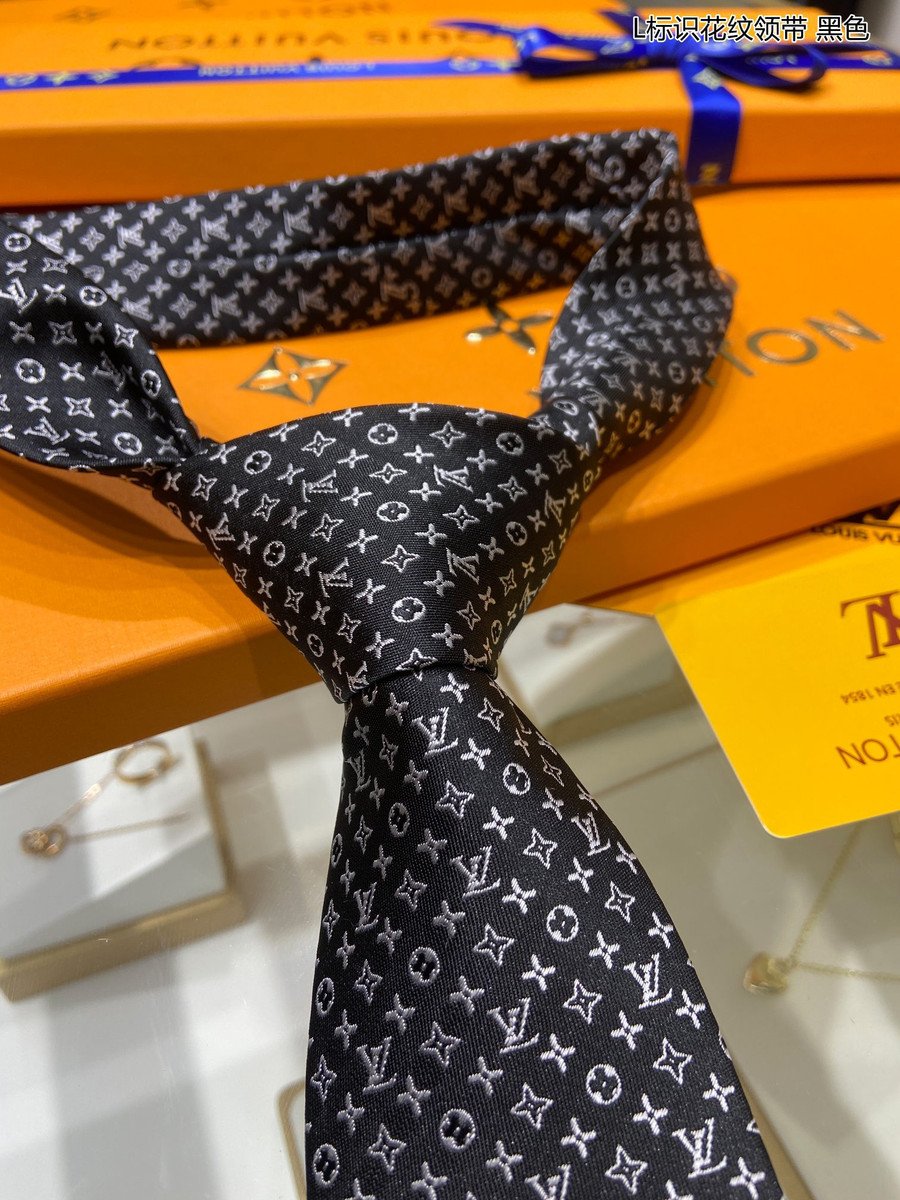 Louis Vuitton M70953 Monogram Classic Tie, Men's Fashion, Watches