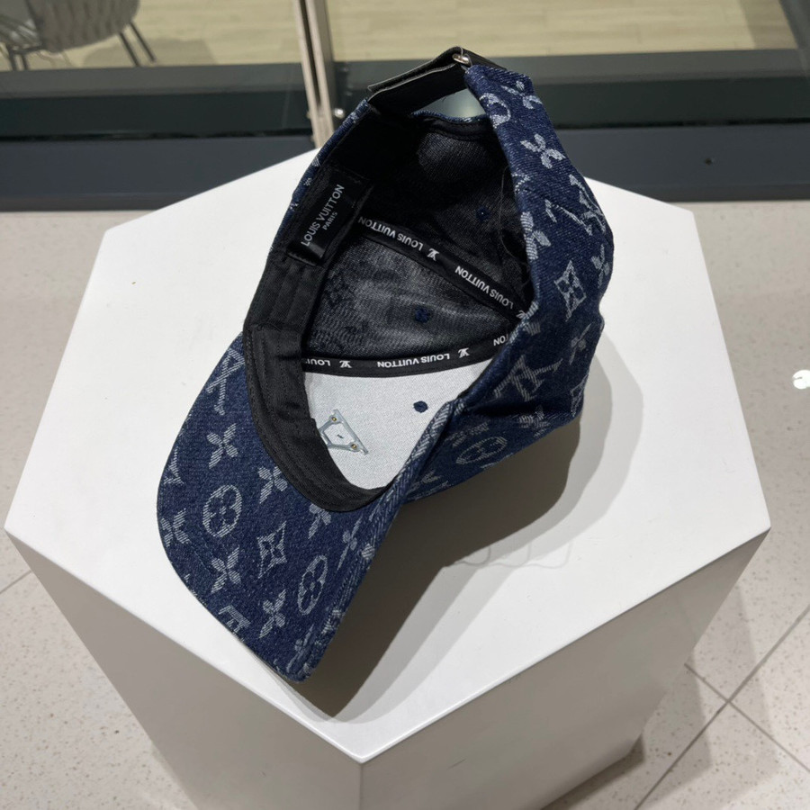 NWT Louis Vuitton Monogram Jacquard Denim Cap Blue leather Box