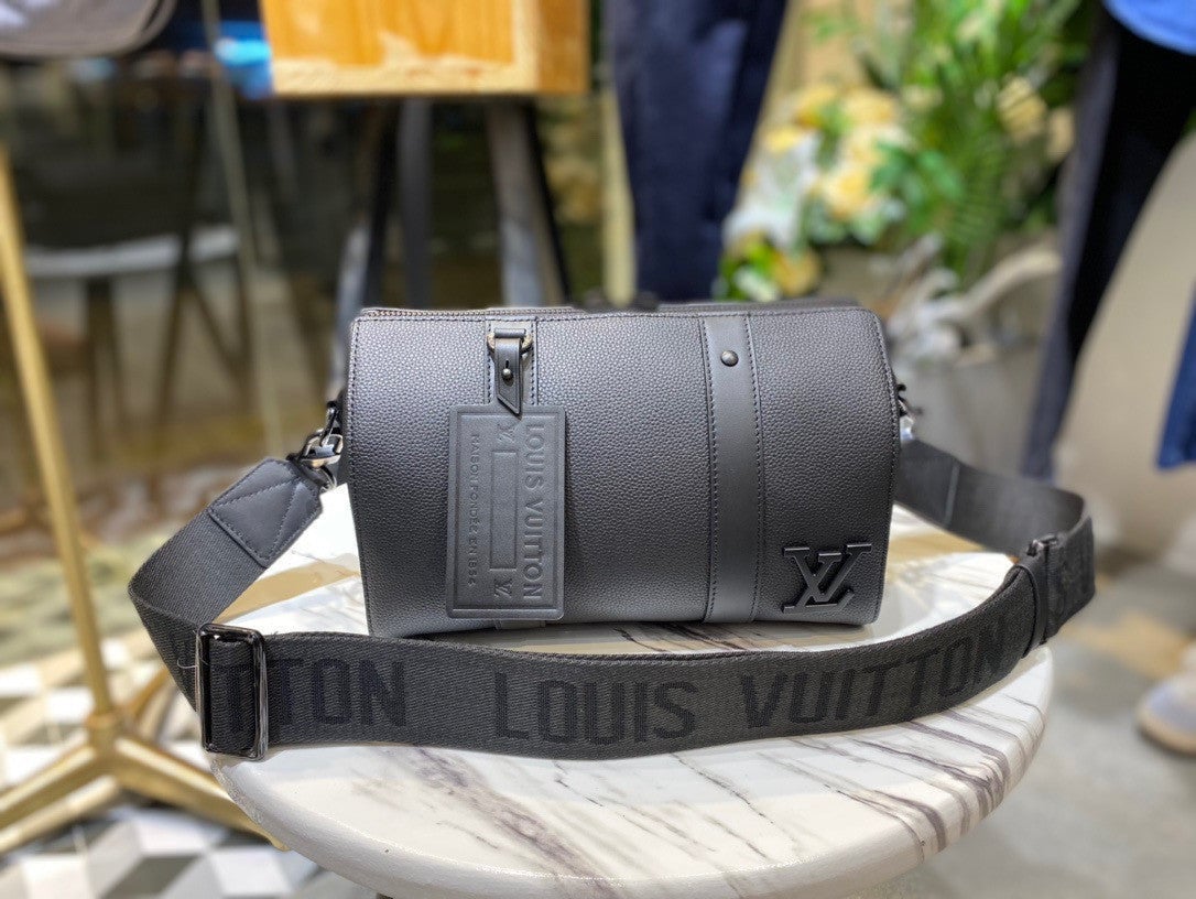 Louis Vuitton Carryall MM Monogram In Black - Praise To Heaven