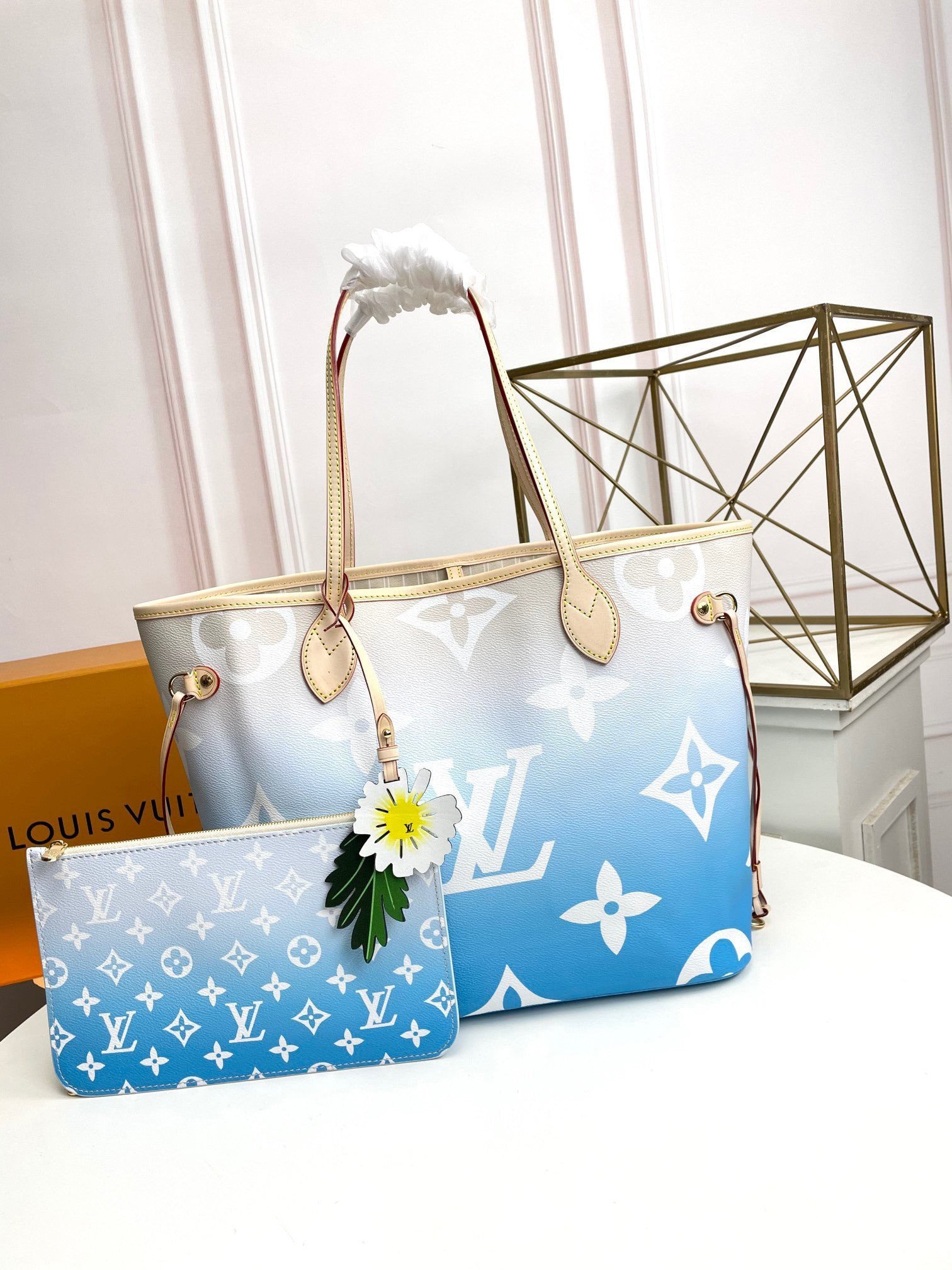 Louis Vuitton Neverfull Gradient Pastel MM Blue in Coated Canvas