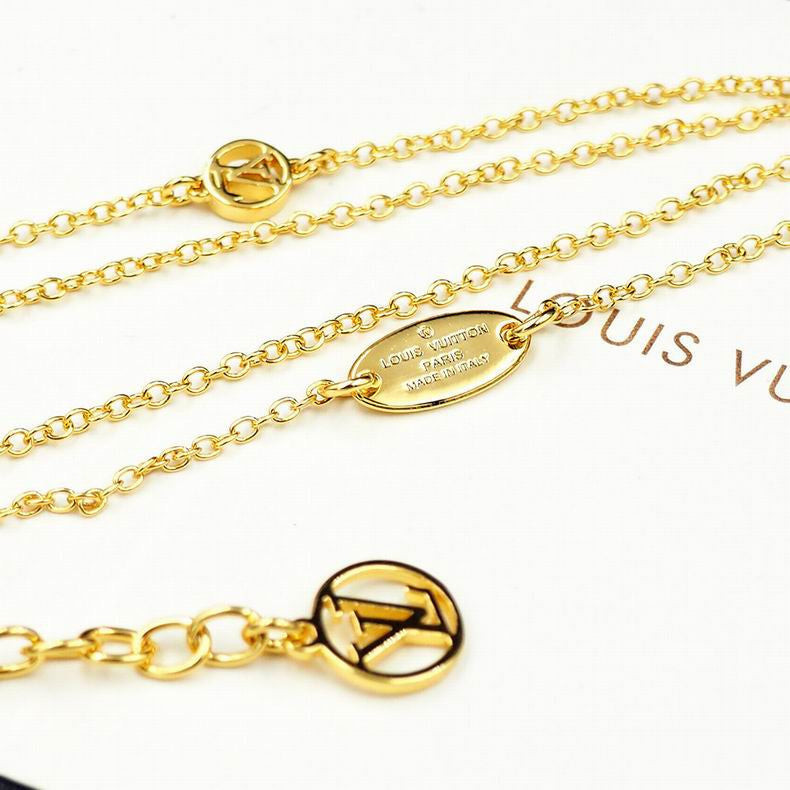 LOUIS VUITTON LV & V Heart Motif Gold Necklace Ladies Gold