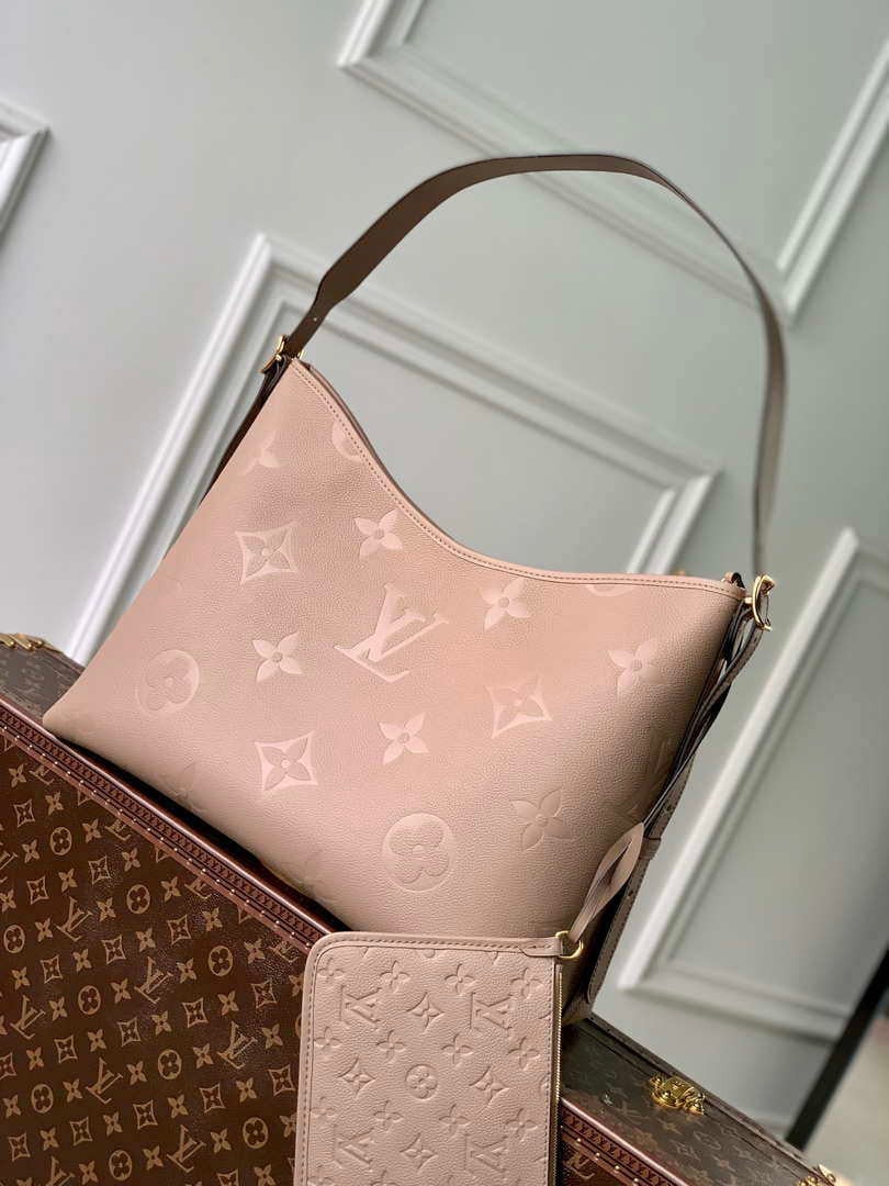 Louis Vuitton OnTheGo GM Handbag Monogram And Leopard Print In Beige/ -  Praise To Heaven