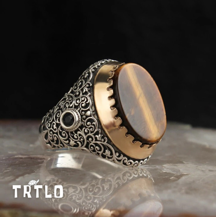 Ancient Stone Ring for Men Retro Jewelry Silver Color Two Tone Carved Metal Oval Finger Rings
