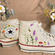 Converse Hand Embroidery Bees and sweet Flowers/ Custom Chuck Taylor 70 embroidered Flowers Shoes/ Wedding Gift Converse Custom Flowers Embroidery/ Custom converse Chuck Taylor embroidered flower/ Converse Embroidered Flowers