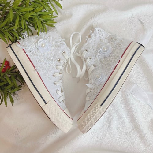 Wedding Flower Embroidery Converse Chuck Taylor, Embroidered Flower Converse Shoes, Embroidered Converse Custom, Personalized Embroidered Sneakers