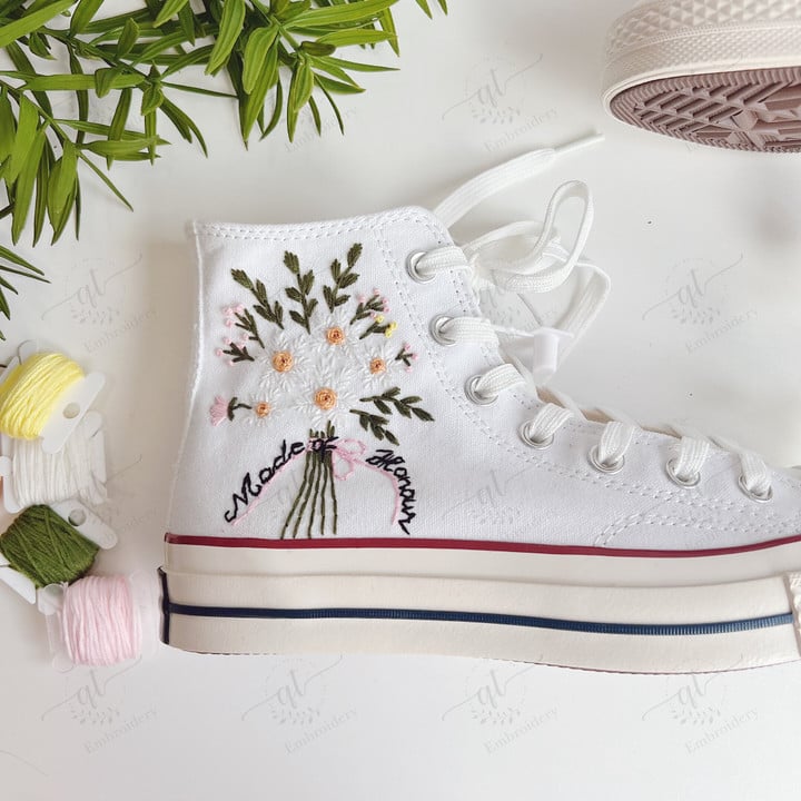 Embroidery Rose Bouquet Flower Converse Chuck Taylor, Custom Hand Embroidered Converse, Converse Chuck Taylor High Top, Gifts for Her