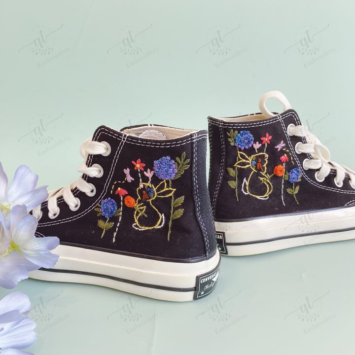Personalize Embroidery Flowers Rabbit Shoes, Chuck Taylor Converse High Top, Flowers Rabbit Embroidered Converse, Custom Rabbit Hand Embroidery Converse
