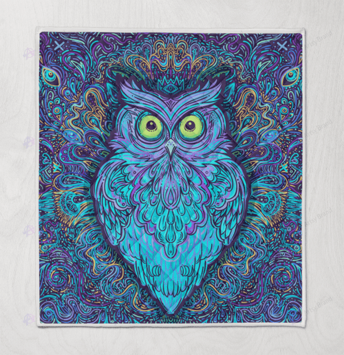 Psychedelic trippy owl quilt