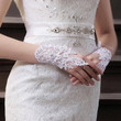Women Fingerless Bridal Gloves Elegant Short Paragraph Rhinestone White Lace Glove Wedding Accessories