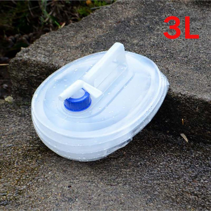 Outdoor Collapsible Water Container