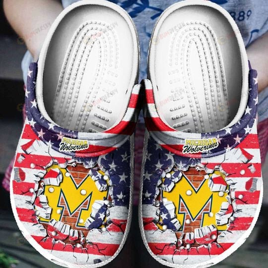 Michigan Wolverines Logo American Flag Broken Brick Pattern Crocs Classic Clogs Shoes
