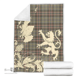 Scottish SCOTT GREEN WEATHERED Clan Tartan Blanket -  Lion Thistle Map Style Scottish Plaid Tartan Plaid