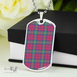 Scottish Lindsay Ancient Clan Tartan Dog Tag Necklace - Classic Scottish Plaid Tartan Plaid