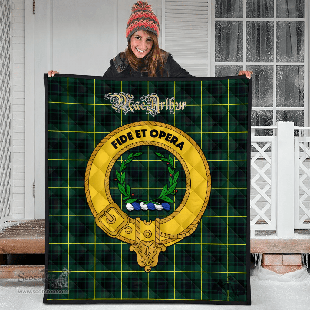 Scottish MacArthur Modern Clan Tartan Quilt - Crest Gold Style Scottish Plaid Tartan Plaid