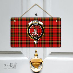Scottish Brodie Modern Clan Tartan Door Sign - Crest Classic Scottish Plaid Tartan Plaid