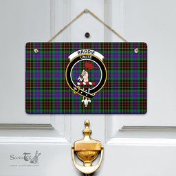 Scottish Brodie Hunting Modern Clan Tartan Door Sign - Crest Classic Scottish Plaid Tartan Plaid