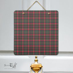 Scottish Cumming Hunting Modern Clan Tartan Door Sign - Classic Scottish Plaid Tartan Plaid