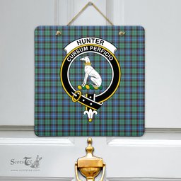 Scottish Hunter Ancient Clan Tartan Door Sign - Crest Classic Scottish Plaid Tartan Plaid