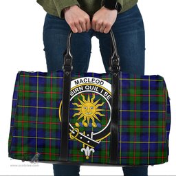 Scottish MacLeod of Harris Modern Clan Tartan Travel Bag - Crest Classic Scottish Plaid Tartan Plaid
