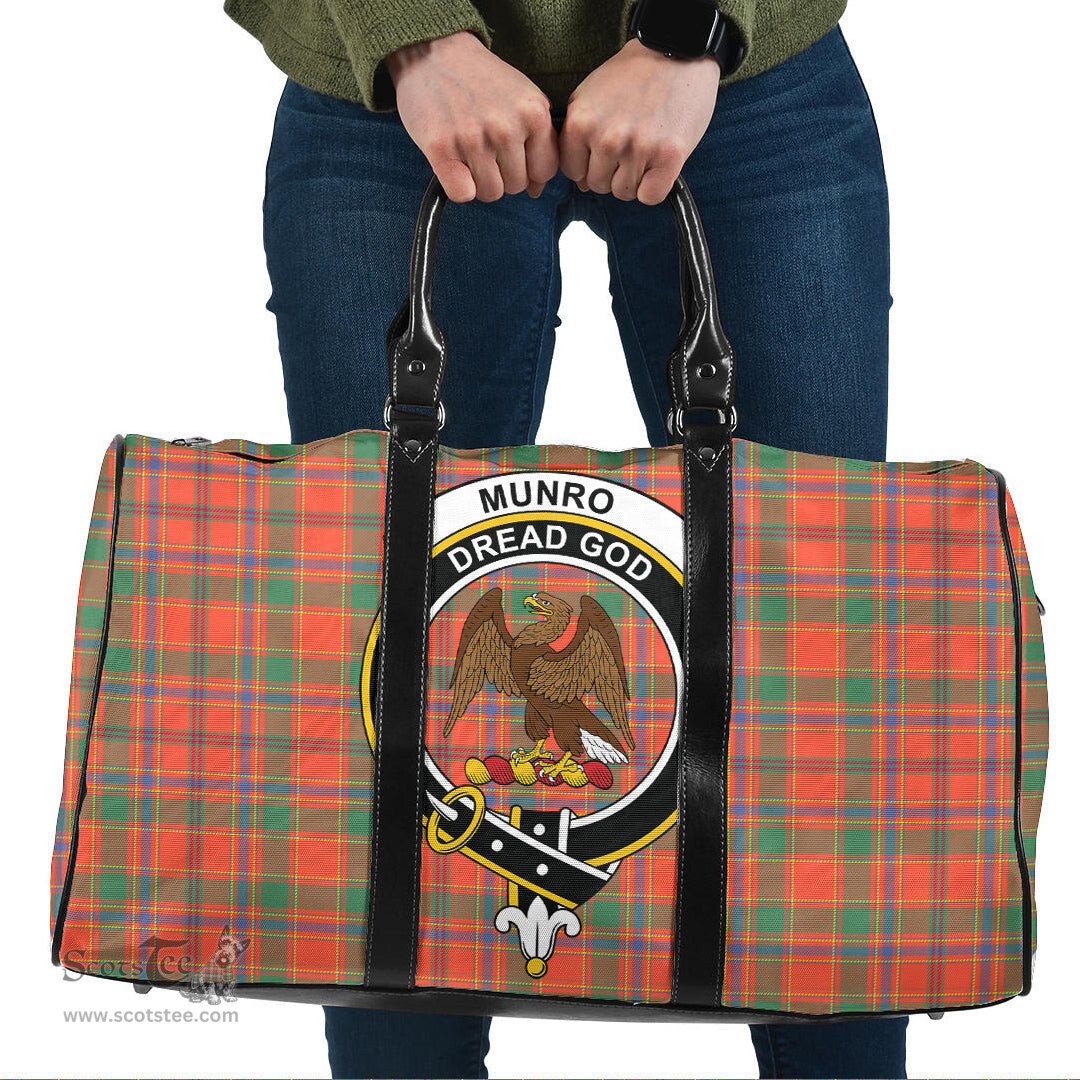 Scottish Munro Ancient Clan Tartan Travel Bag - Crest Classic Scottish Plaid Tartan Plaid