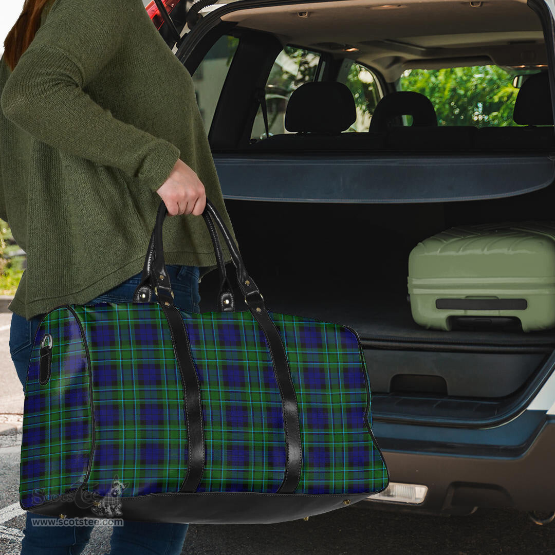 Scottish MacCallum Modern Clan Tartan Travel Bag - Classic Scottish Plaid Tartan Plaid