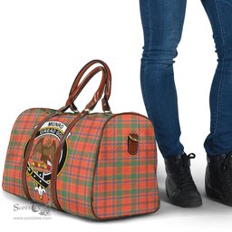 Scottish Munro Ancient Clan Tartan Travel Bag - Crest Classic Scottish Plaid Tartan Plaid