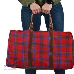 Scottish Leslie Modern Clan Tartan Travel Bag - Classic Scottish Plaid Tartan Plaid