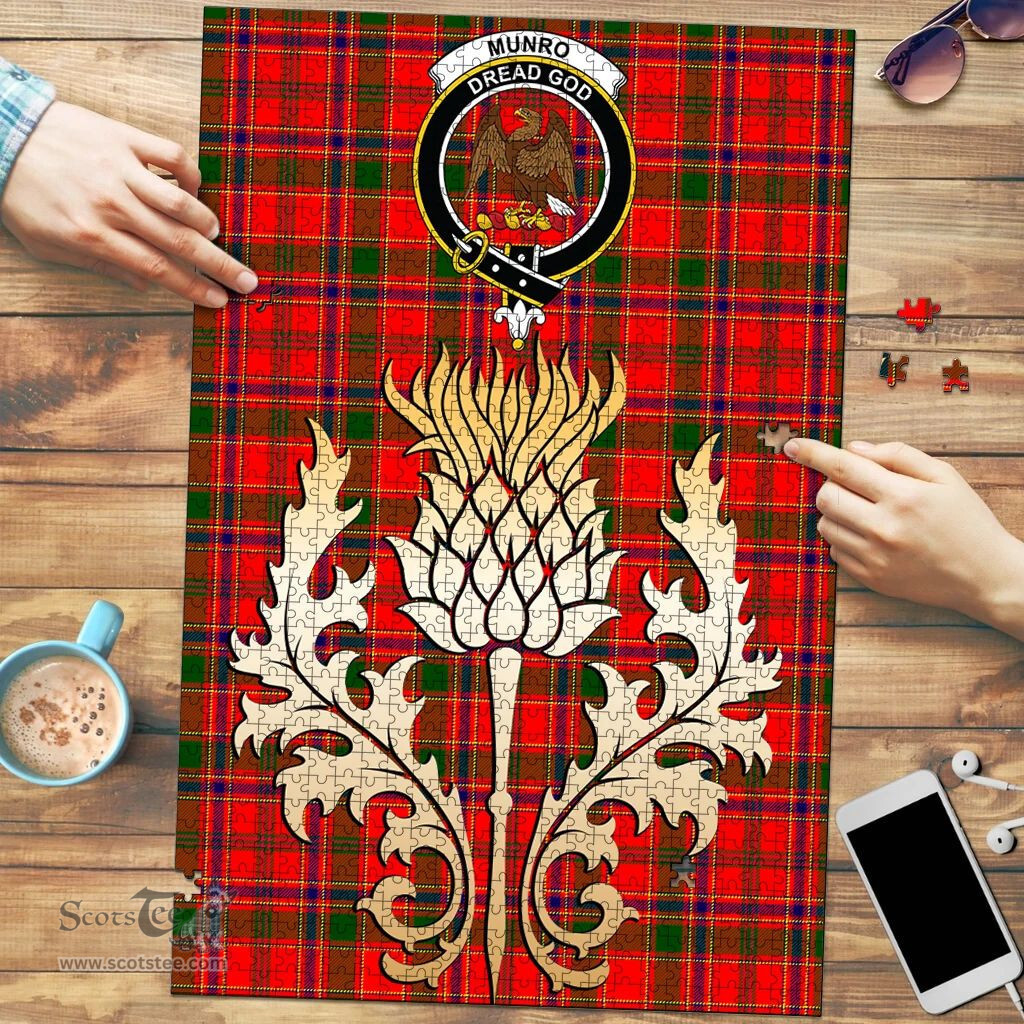 Scottish Munro Modern Clan Tartan Puzzle - Thistle Gold Style Scottish Plaid Tartan Plaid