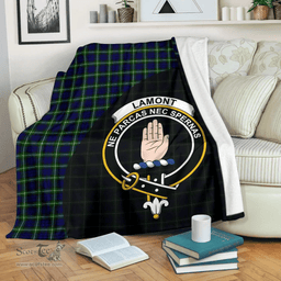 Scottish Lamont Modern Clan Tartan Blanket - Wave Style Scottish Plaid Tartan Plaid