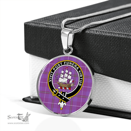 Scottish Bryson Ancient Clan Tartan Circle Necklace - Crest Classic Scottish Plaid Tartan Plaid