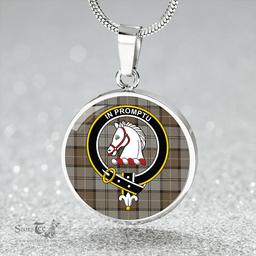 Scottish Dunbar Hunting Weathered Clan Tartan Circle Necklace - Crest Classic Scottish Plaid Tartan Plaid