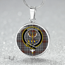 Scottish Carnegie Check Modern Clan Tartan Circle Necklace - Crest Classic Scottish Plaid Tartan Plaid