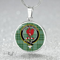Scottish Currie Ancient Clan Tartan Circle Necklace - Crest Classic Scottish Plaid Tartan Plaid