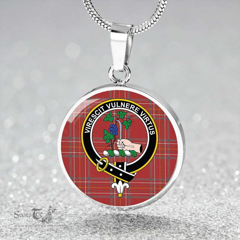 Scottish Burnett of Leys Weathered Clan Tartan Circle Necklace - Crest Classic Scottish Plaid Tartan Plaid
