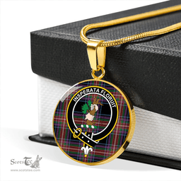 Scottish Braveheart Warrior (Watson #2) Ancient Clan Tartan Circle Necklace - Crest Classic Scottish Plaid Tartan Plaid