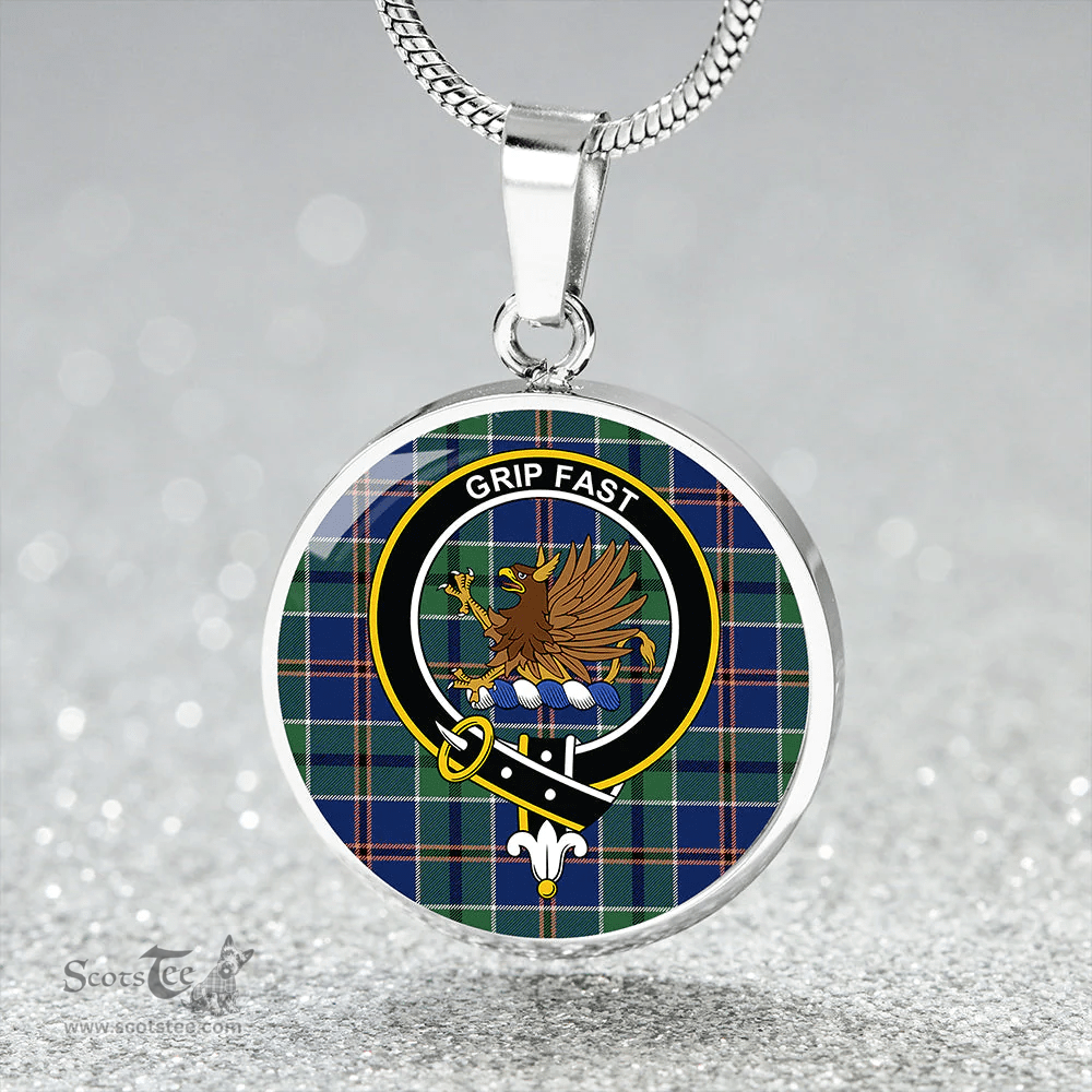 Scottish Leslie of the Hebrides Modern Clan Tartan Circle Necklace - Crest Classic Scottish Plaid Tartan Plaid
