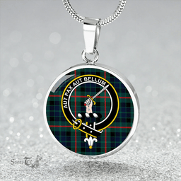 Scottish Gunn Modern Clan Tartan Circle Necklace - Crest Classic Scottish Plaid Tartan Plaid