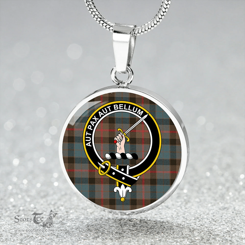 Scottish Gunn Weathered Clan Tartan Circle Necklace - Crest Classic Scottish Plaid Tartan Plaid