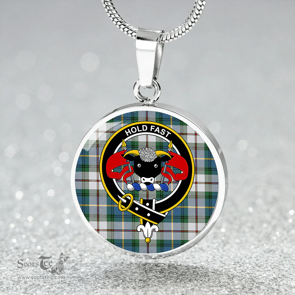 Scottish MacLeod of California Ancient Clan Tartan Circle Necklace - Crest Classic Scottish Plaid Tartan Plaid