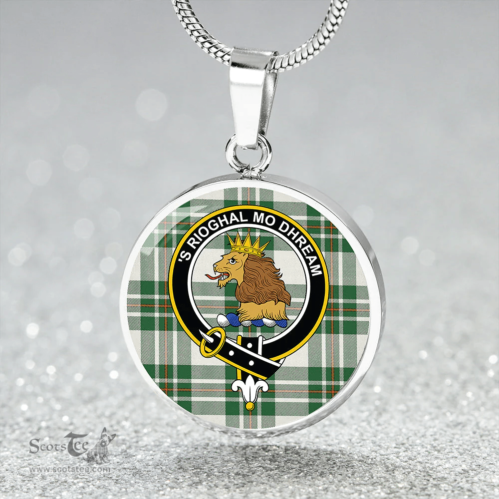Scottish MacGregor Dress Green (Gregor Dress Green) Ancient Clan Tartan Circle Necklace - Crest Classic Scottish Plaid Tartan Plaid
