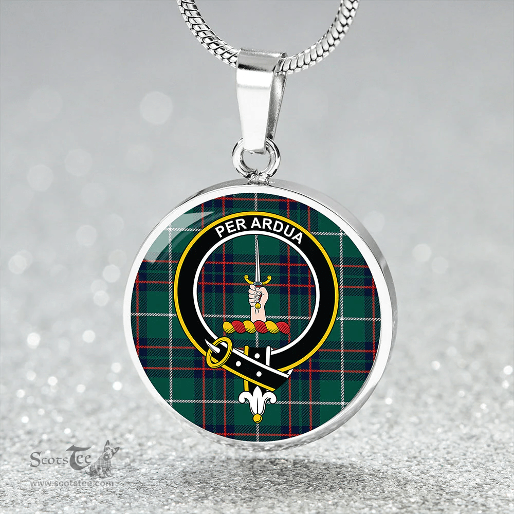 Scottish MacIntyre Hunting (Vestiarium Scoticum) Modern Clan Tartan Circle Necklace - Crest Classic Scottish Plaid Tartan Plaid