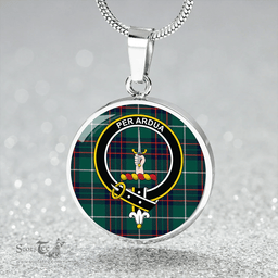 Scottish MacIntyre Hunting (Vestiarium Scoticum) Modern Clan Tartan Circle Necklace - Crest Classic Scottish Plaid Tartan Plaid
