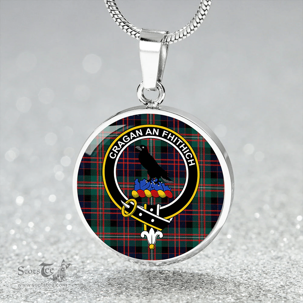 Scottish MacDonell of Glengarry Modern Clan Tartan Circle Necklace - Crest Classic Scottish Plaid Tartan Plaid